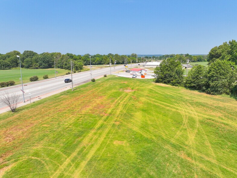 More Photos Of TBD Highway 59 Hwy, Grove Land For Sale