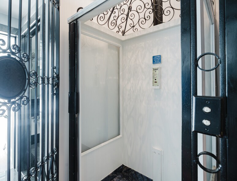 More Photos Of 720 E Palmetto Park Rd, Boca Raton Office For Lease