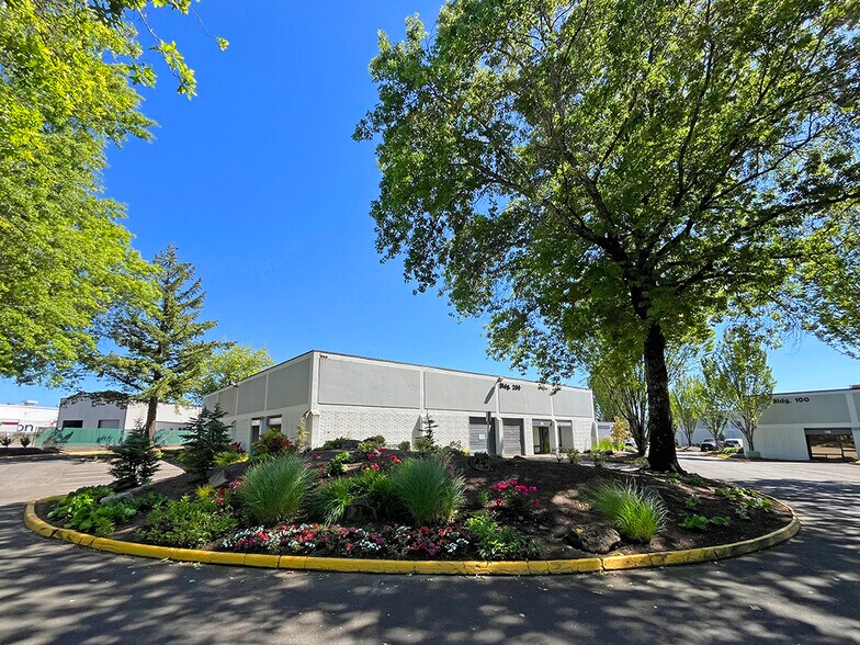 More Photos Of 10950 SW 5th St, Beaverton Warehouse For Lease