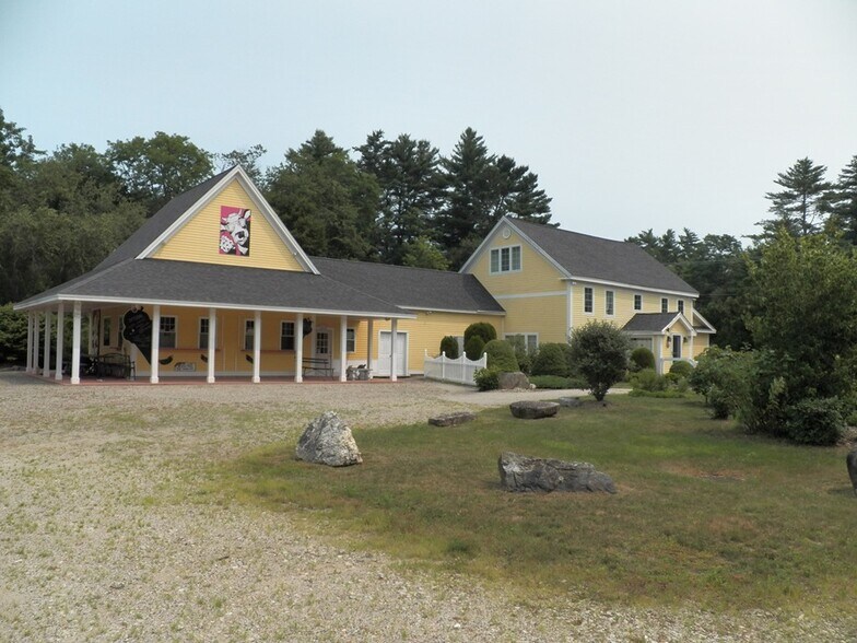 More Photos Of 146 Calef Hwy, Barrington Flex For Sale