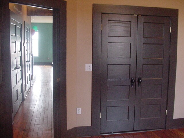 More Photos Of 212-214 Campbell Ave, Springfield Storefront Retail Office For Sale