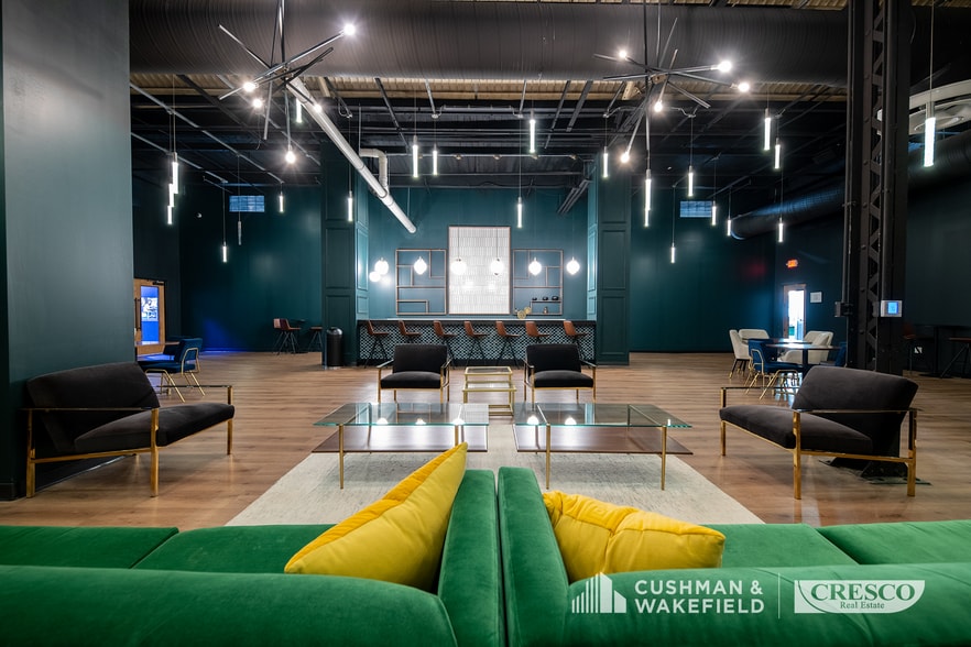 More Photos Of 850 E 72nd St, Cleveland Warehouse For Lease
