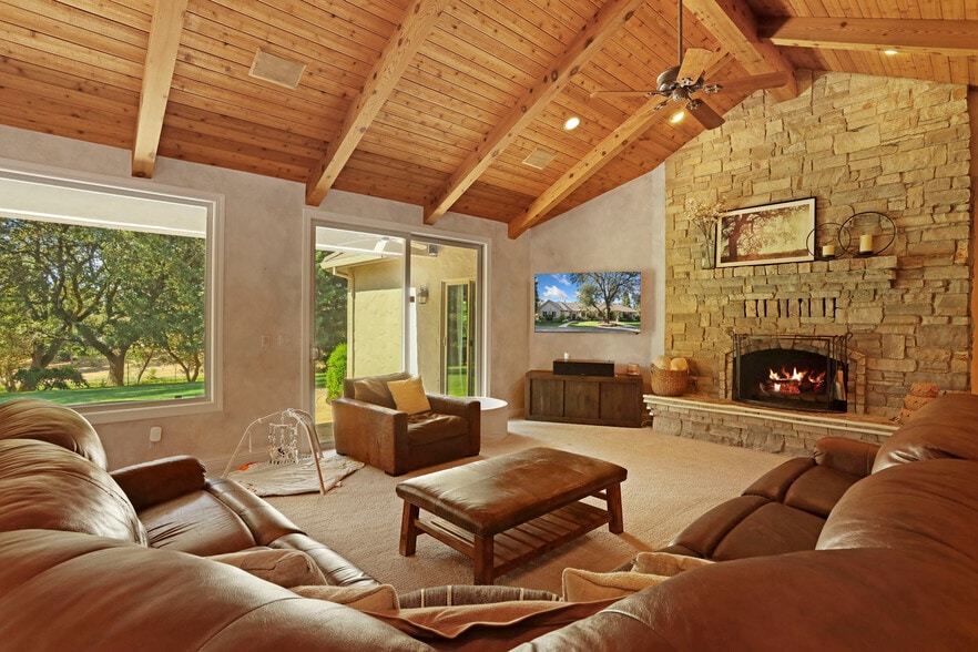 More Photos Of 24521 N McIntire Rd, Clements Land For Sale