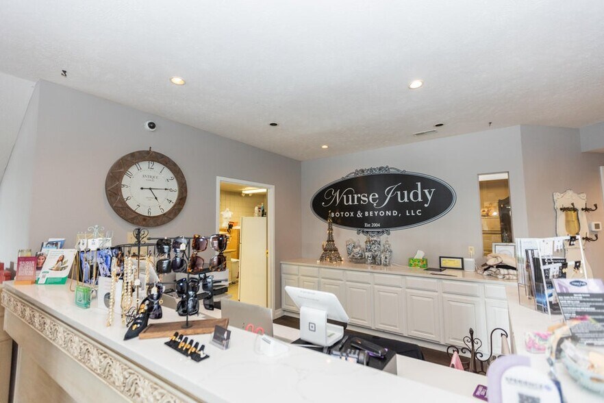 More Photos Of 3060 S Fremont Ave, Springfield General Retail For Sale