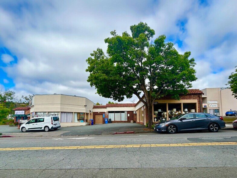 More Photos Of 905 D St, San Rafael General Retail For Sale