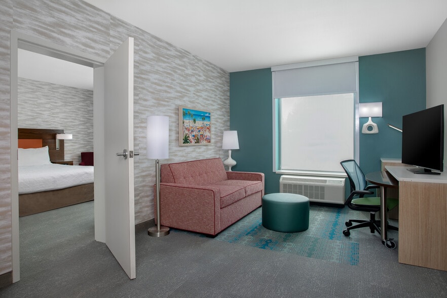 More Photos Of 14060 Emerald Coast Pkwy, Destin Hotel For Sale