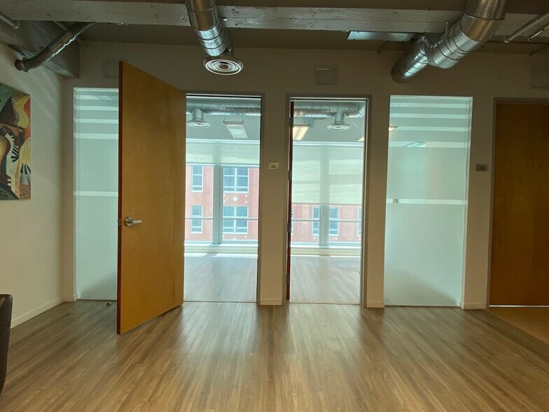 More Photos Of 14 NE 1st Ave, Miami Office For Sale