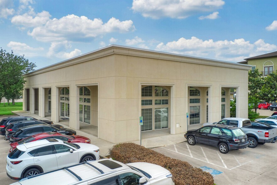 Primary Photo Of 8201 Cypresswood Dr, Spring Office For Lease
