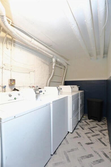 More Photos Of 79-83 Green St, Kingston Apartments For Sale