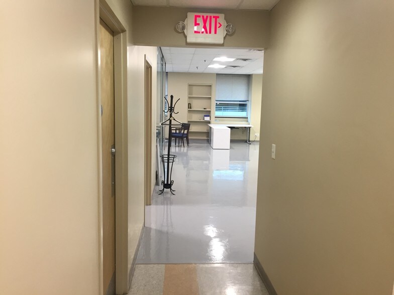 More Photos Of 309 Smithfield St, Pittsburgh Medical For Lease