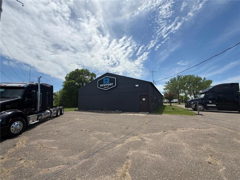 More Photos Of 20026 Empire Rd, Clearwater Warehouse For Sale