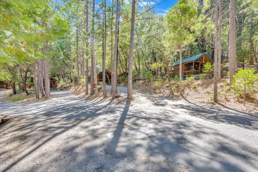 More Photos Of 22732 Middle Camp rd, Sonora Hotel For Sale