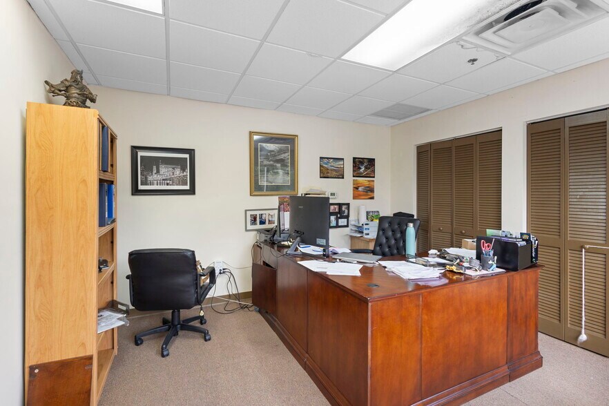 More Photos Of 8750 Exchange Dr, Orlando Warehouse For Sale