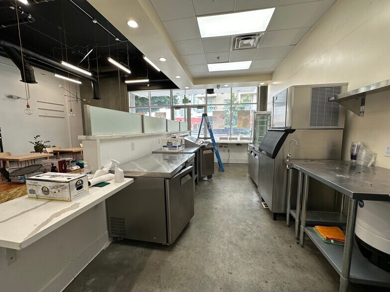 More Photos Of 424 W Pico Blvd, Los Angeles Apartments For Lease