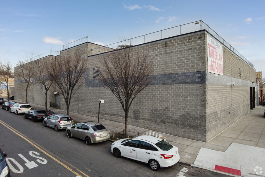 Primary Photo Of 1141-1143 Longwood Ave, Bronx Warehouse For Lease