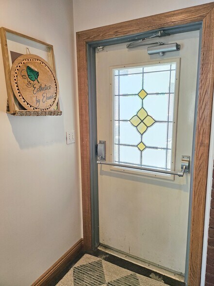 More Photos Of 662 New Castle Rd, Butler Office For Sale