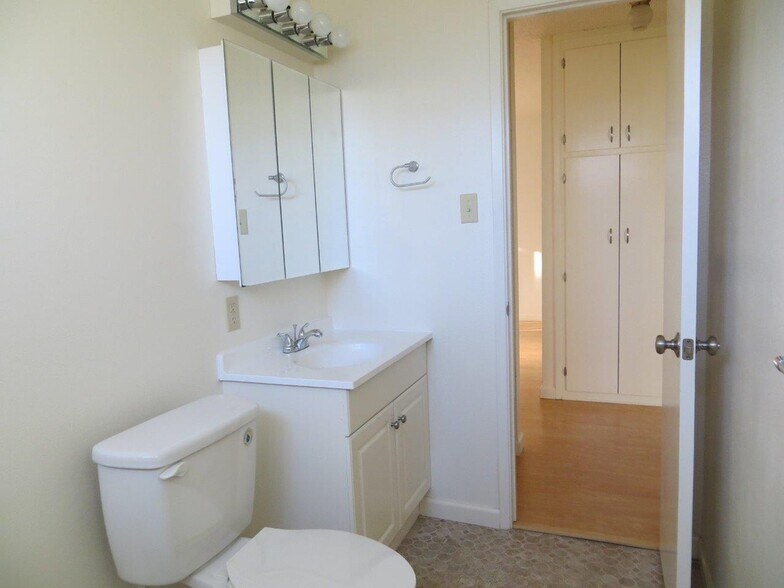 More Photos Of 415 4th St, Winters Multifamily For Sale
