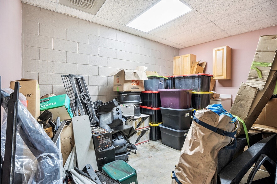 More Photos Of 714 7th Ave N, Texas City Office Residential For Sale