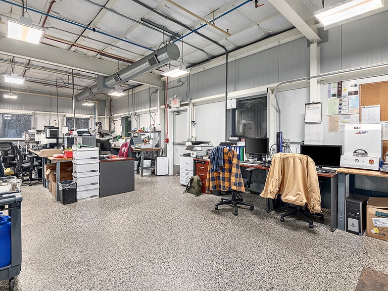 More Photos Of 140 Vista Blvd, Arden Manufacturing For Lease
