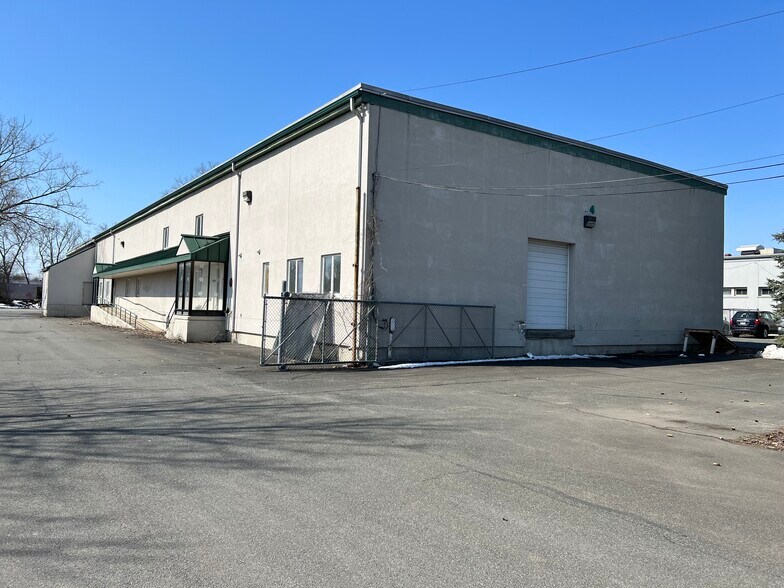 More Photos Of 64 Railroad Ave, Albany Warehouse For Sale