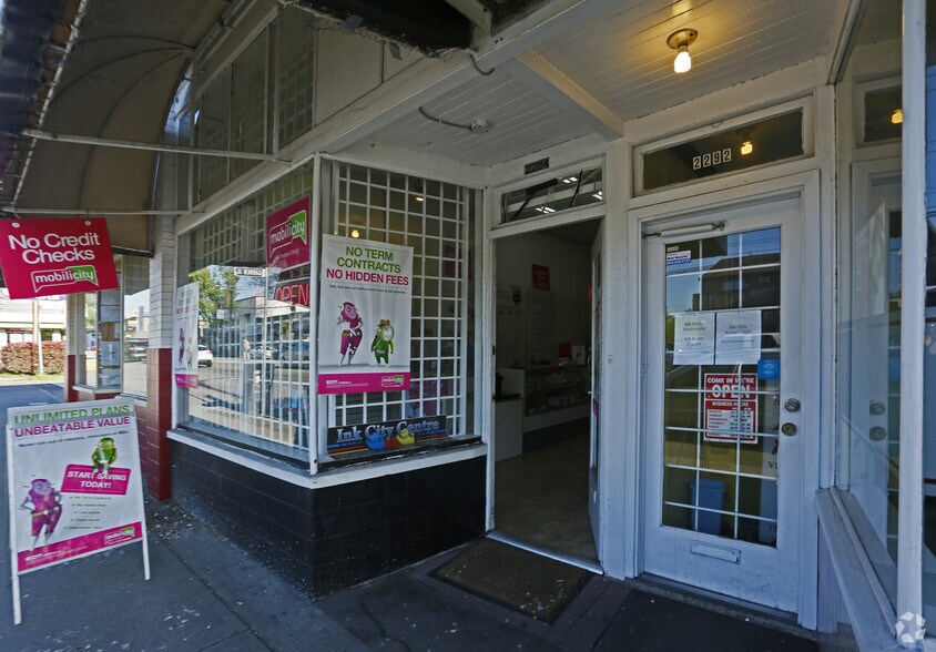 More Photos Of 2292-2296 E Hastings St, Vancouver Storefront For Lease