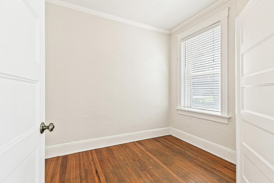 More Photos Of 1400 Detroit St, Denver Apartments For Sale