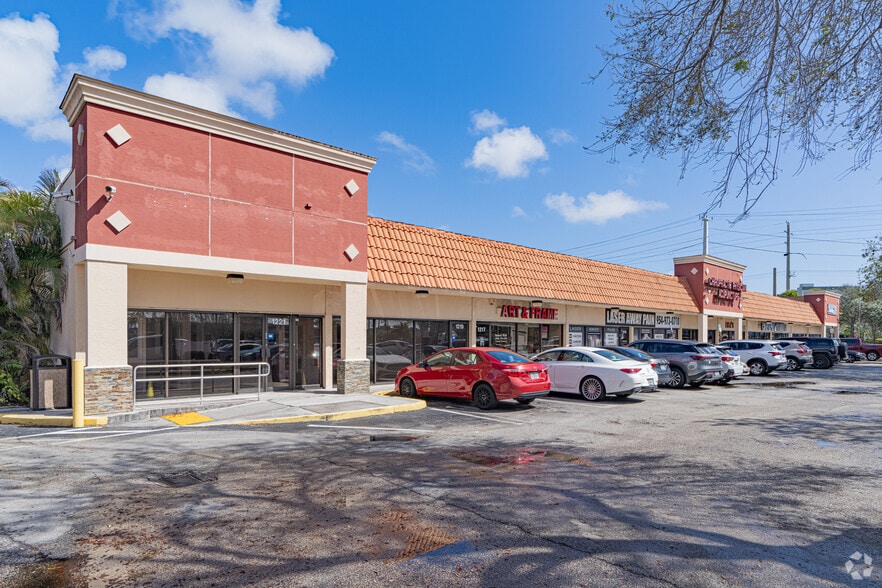 More Photos Of 1201-1221 S Powerline Rd, Pompano Beach Freestanding For Lease