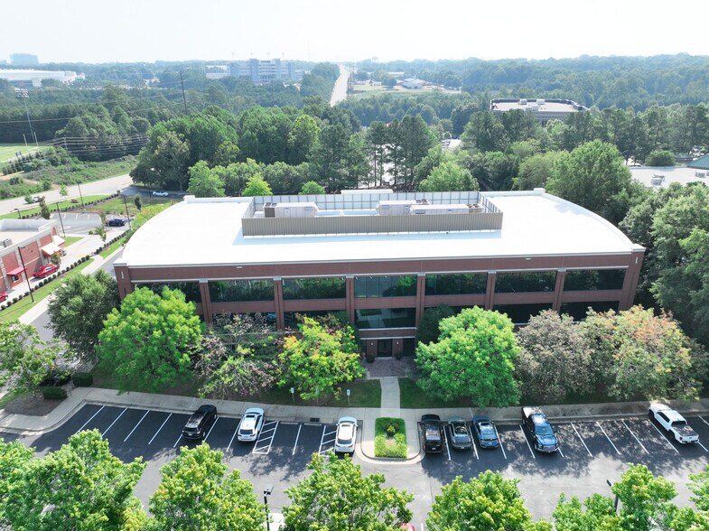 More Photos Of 1511 Sunday Dr, Raleigh Office For Lease