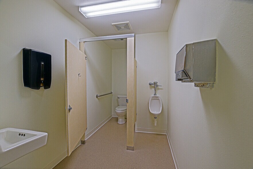 More Photos Of 4785 SE 102nd Pl, Belleview Medical For Sale