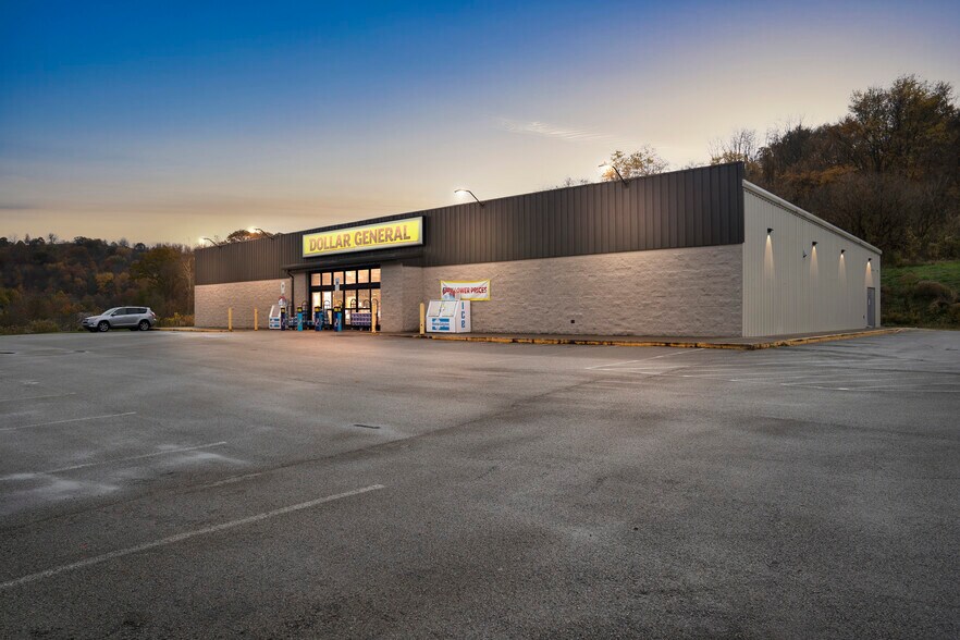 More Photos Of 3414 W Roy Furman Hwy, Waynesburg Freestanding For Sale