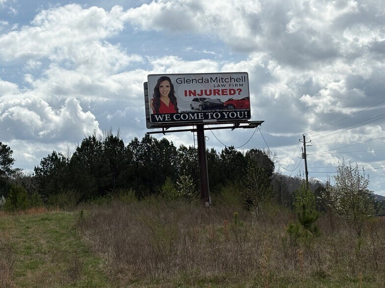 More Photos Of 10 Doyle Rd SE, Lindale Flex For Sale