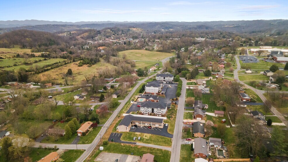 More Photos Of 730 Sir Echo Dr, Kingsport Multifamily For Sale