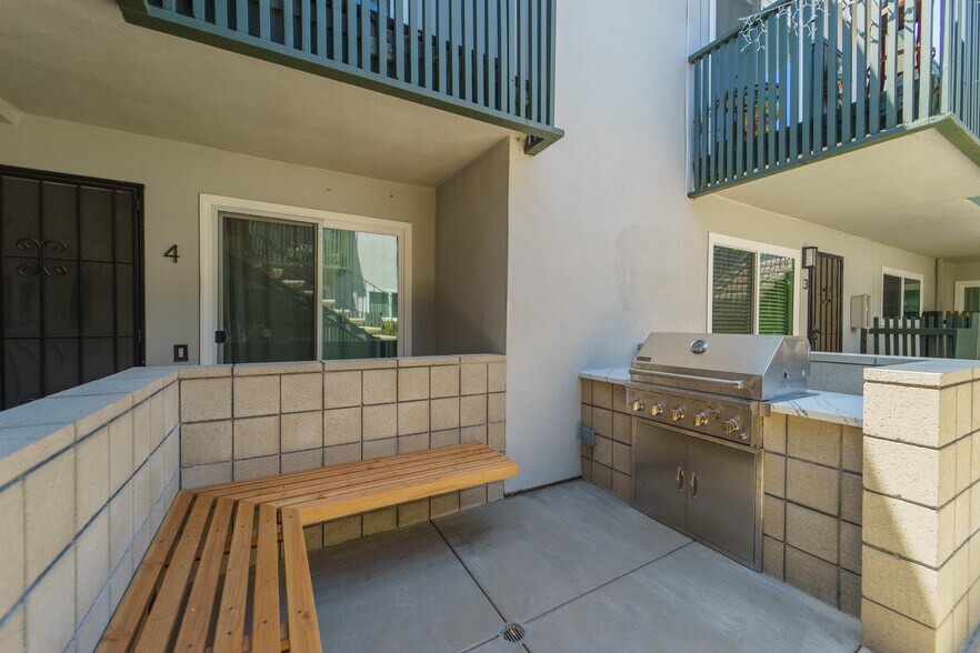 More Photos Of 3167 Landis St, San Diego Apartments For Sale