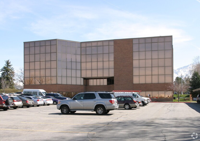 More Photos Of 4460 Highland Dr, Salt Lake City Medical For Lease