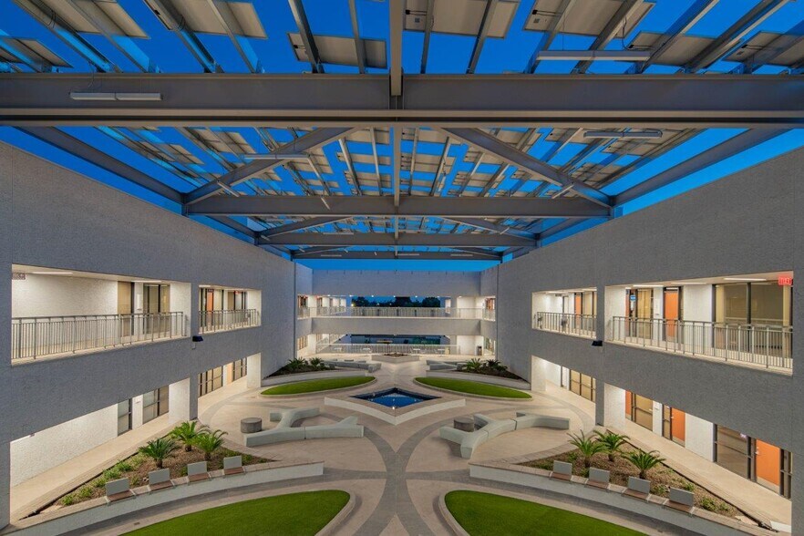 More Photos Of 1520 S Dobson Rd, Mesa Medical For Lease