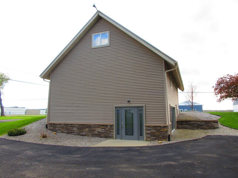 More Photos Of 977 Airport Rd, Jackson Office For Sale