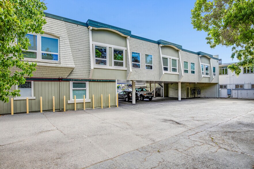 More Photos Of 700 E St, San Rafael Loft Creative Space For Lease