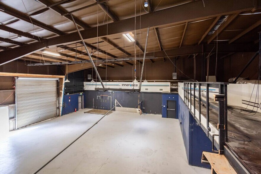 More Photos Of 381-389 Nevada St, Auburn Flex For Lease