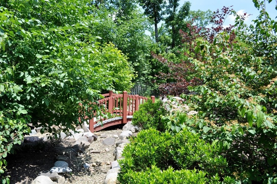 More Photos Of 17892 Chillicothe Rd, Chagrin Falls Office For Sale