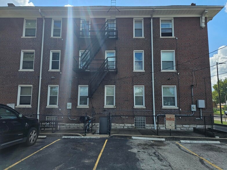 More Photos Of 5335 Delmar Blvd, Saint Louis Apartments For Sale