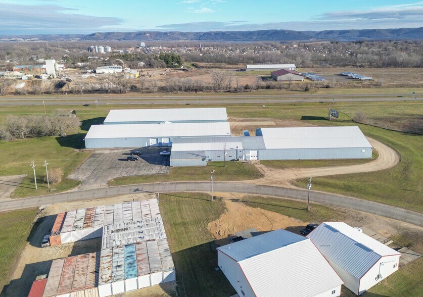 More Photos Of 170 Industrial Ct, Wabasha Warehouse For Lease