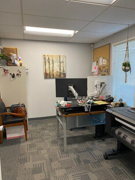 More Photos Of 1980-1982 Stone Ave, San Jose Manufacturing For Sale