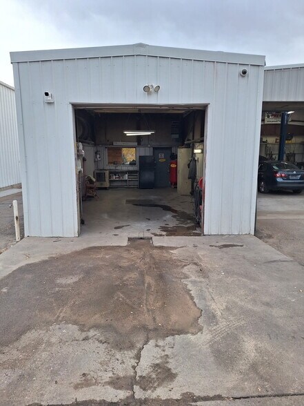 More Photos Of 2329 8th Ave, Greeley Auto Dealership For Sale