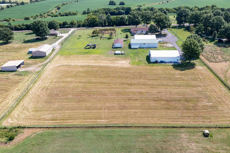 More Photos Of 22617 155th St, Basehor Self Storage For Sale