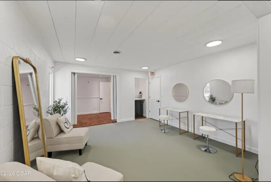 More Photos Of 5734 S Main St, Joplin Lodge Meeting Hall For Sale