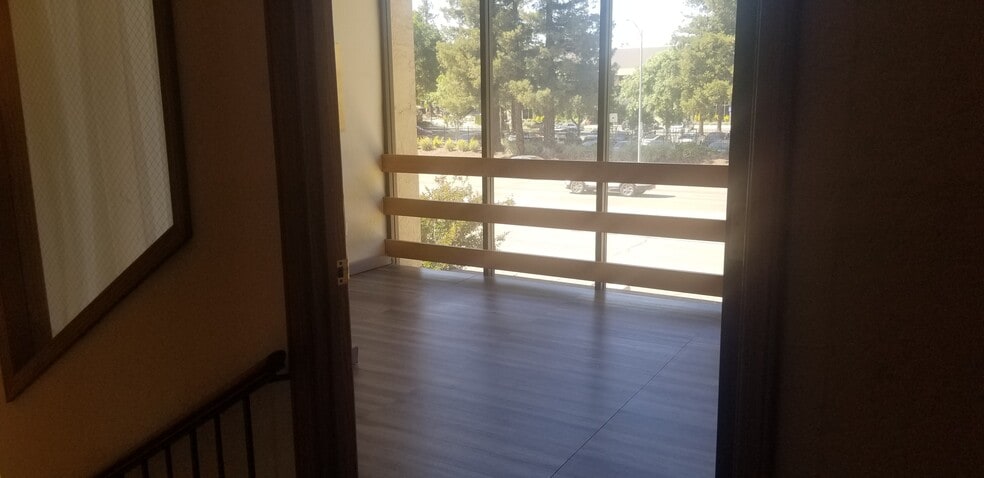 More Photos Of 1262 E Hamilton, Campbell Office For Lease