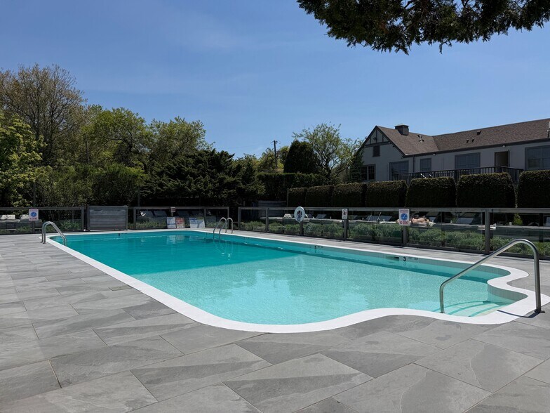More Photos Of 90 Second House Rd, Montauk Coworking Space