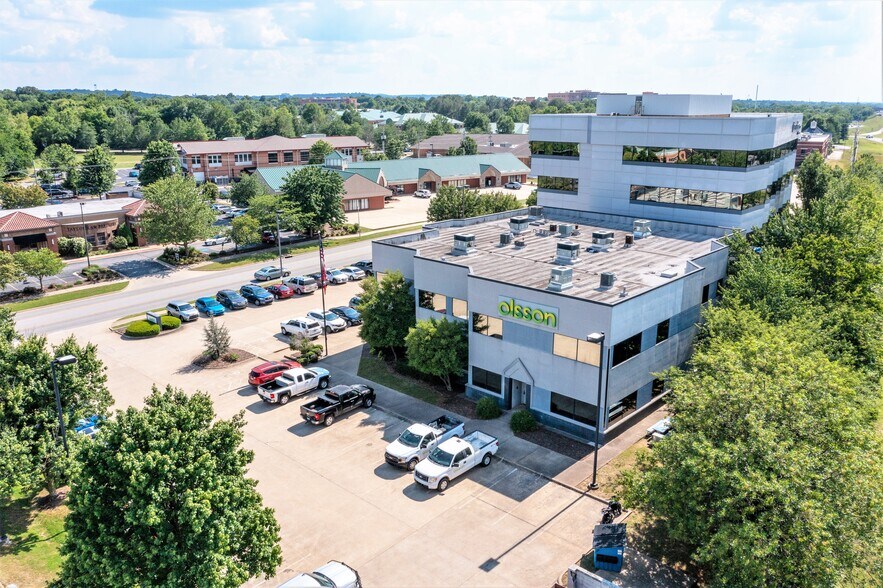 More Photos Of 302 Millsap Rd, Fayetteville Office For Lease