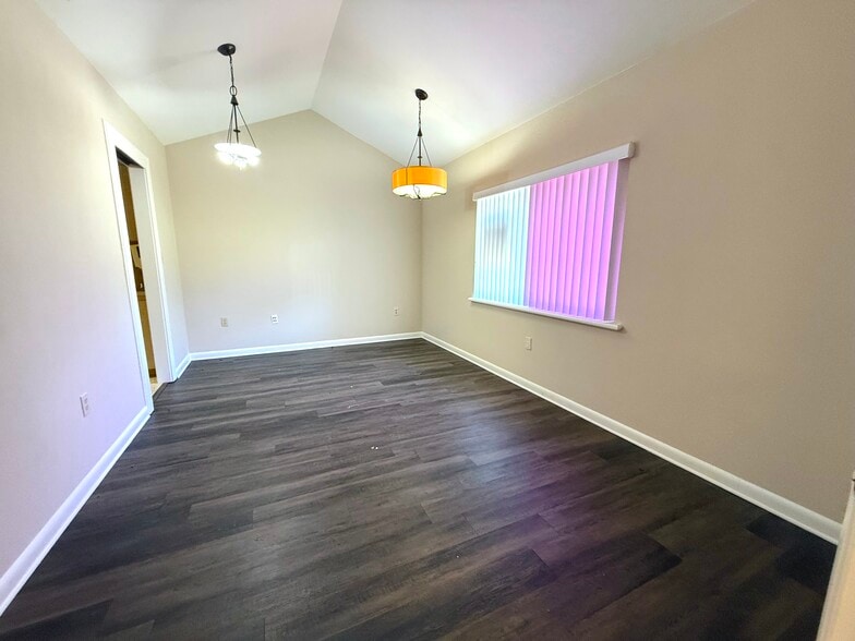 More Photos Of 1109 Bryn Mawr Ave, Lake Wales Medical For Sale