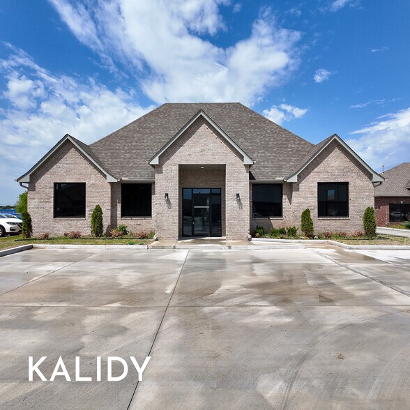 More Photos Of 16401 Sonoma Park Dr, Edmond Medical For Sale